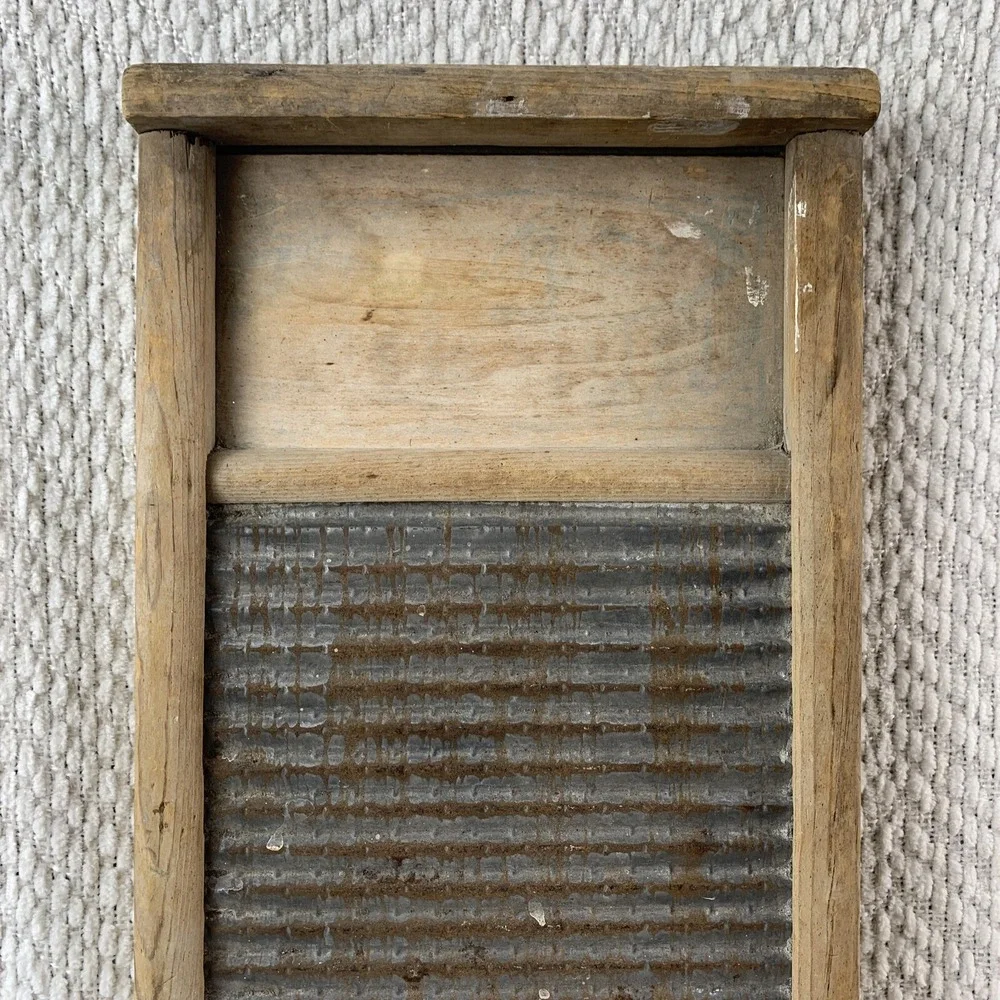 Vintage Washboard Wooden Laundry Farmhouse Wall Hanger Decor Possibly Antique?‎